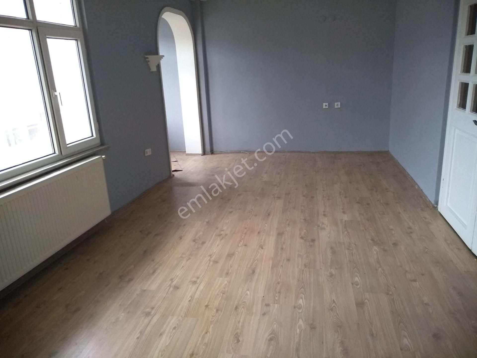 Memiş Emlaktan Eyüpsultan Akşemsettinde 2+1 90m2 Kiralık Kombili Daire - Görsel 2