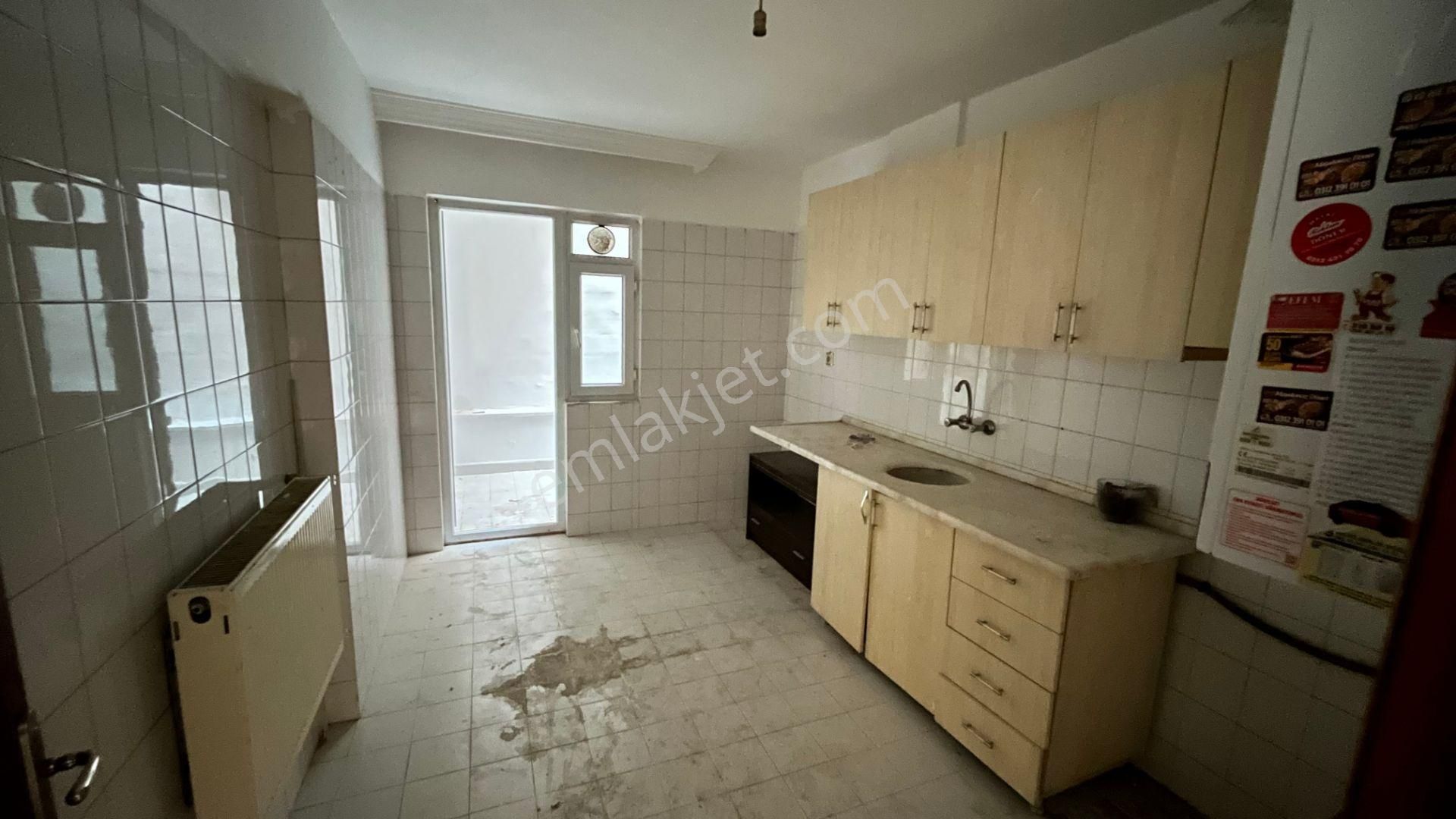 Kent Emlaktan Tuzluçayırda 1. Katta 3+1 Satılık Daire - Görsel 6