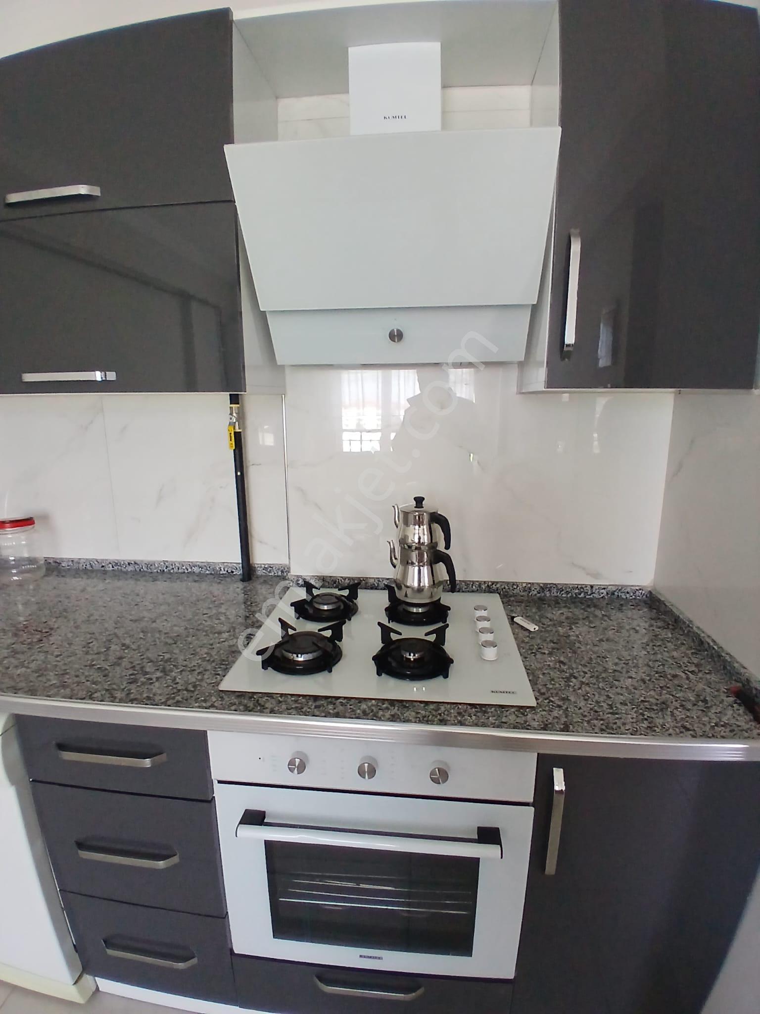 Akçay Emlak'tan Akşehir Çarşı Merkezde Eşyalı Kiralık Sıfır 1+1 Daire - Görsel 4