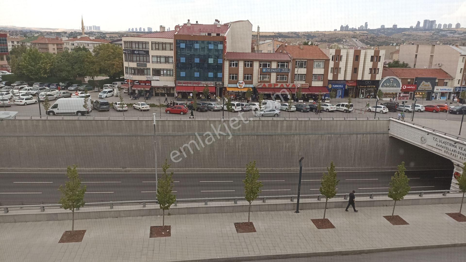 Gölbaşı Bağımsız Mutfak Ana Cadde Yatırımlık Satılık Eşyalı 1+0 - Görsel 27