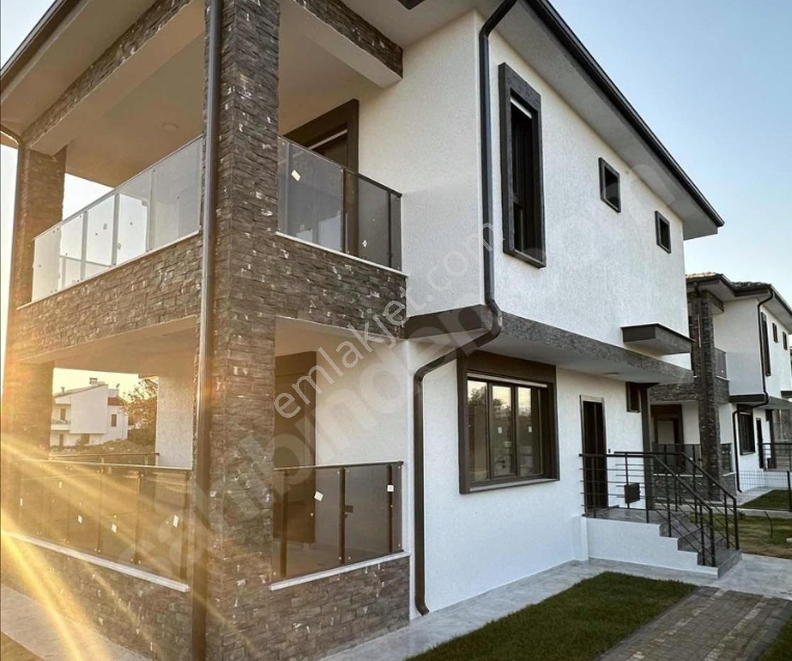 Balıkesir Gömec Sahilde Satılık Villa. - Görsel 2