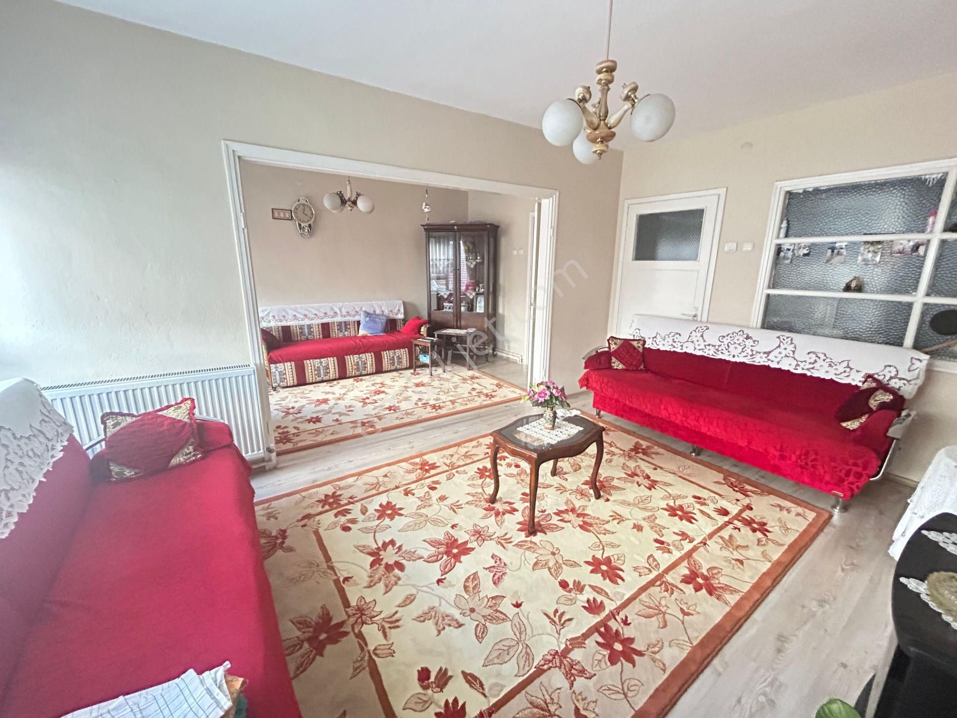 Bursa Yıldırım Namazgah'ta 2+1 120m2 2.kat Kombili Çift Cephe Bakımlı Daire - Görsel 4