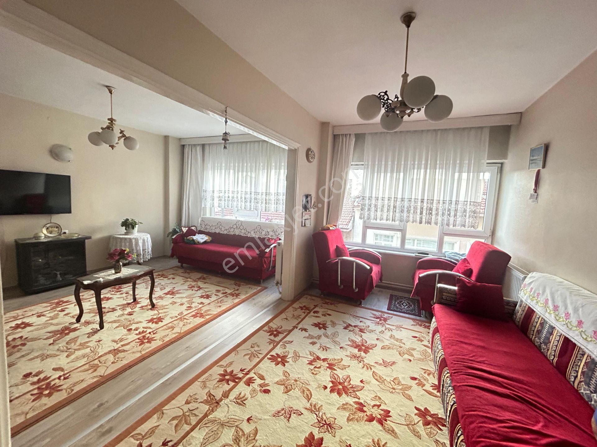 Bursa Yıldırım Namazgah'ta 2+1 120m2 2.kat Kombili Çift Cephe Bakımlı Daire - Görsel 3
