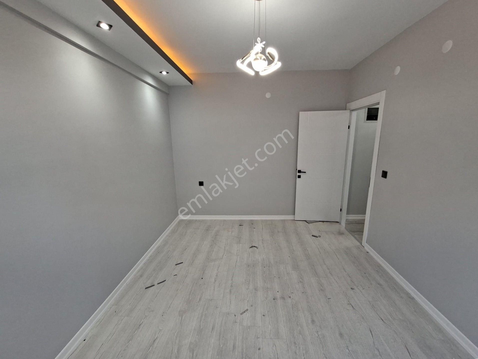 Recep Ümit'ten Şarhöyük'te Satılık Yerden Isıtma 2+0 Ferah Lux Geniş Daire - Görsel 4