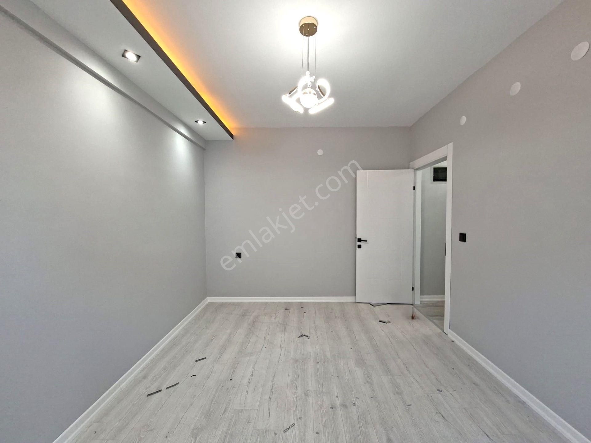 Recep Ümit'ten Şarhöyük'te Satılık Yerden Isıtma 2+0 Ferah Lux Geniş Daire - Görsel 3