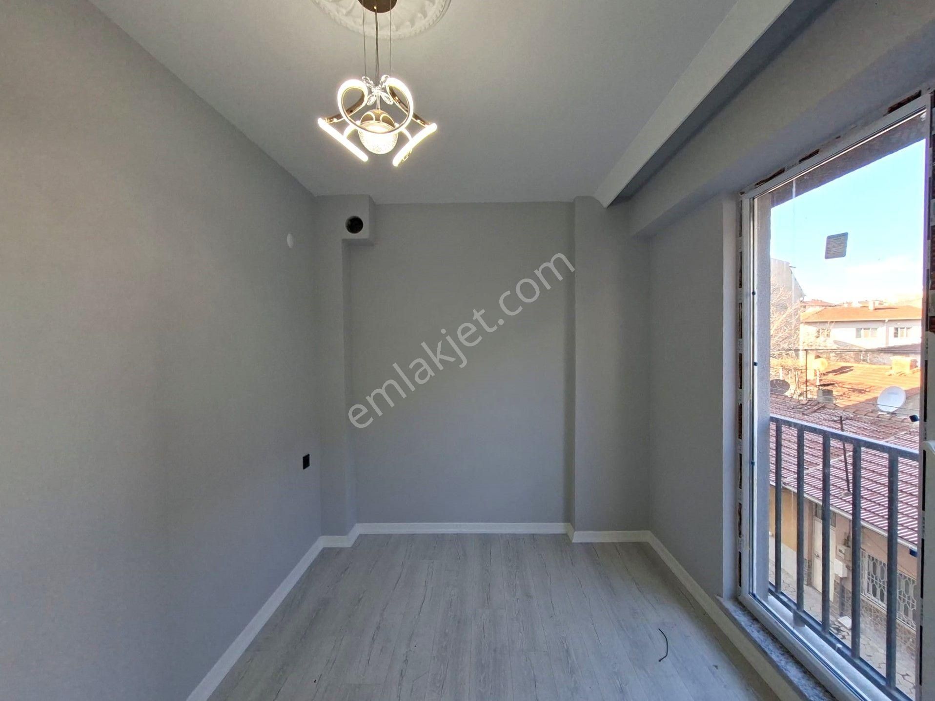 Recep Ümit'ten Şarhöyük'te Satılık Yerden Isıtma 2+0 Ferah Lux Geniş Daire - Görsel 14