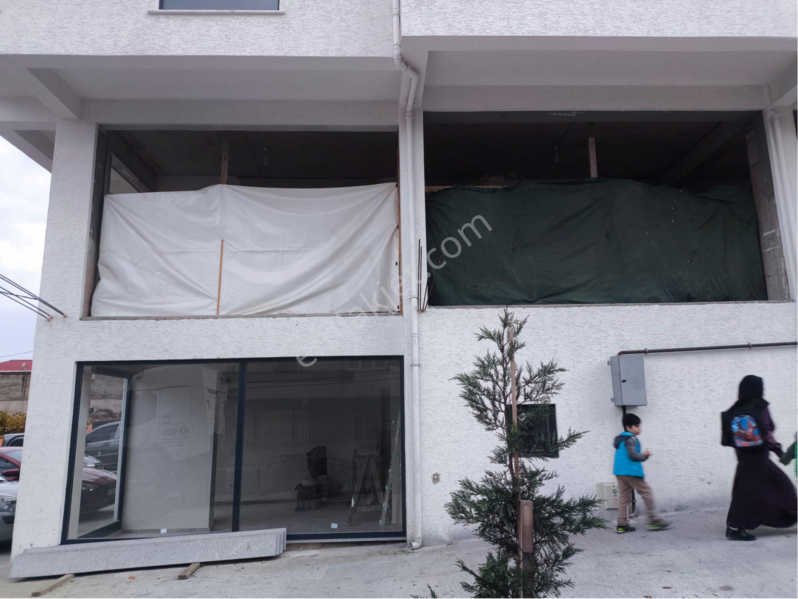 Ahmet Yesevi’de 105m2 Çift Cepheleri Ön Kullanımlı Kiralık Dükkan - Görsel 21