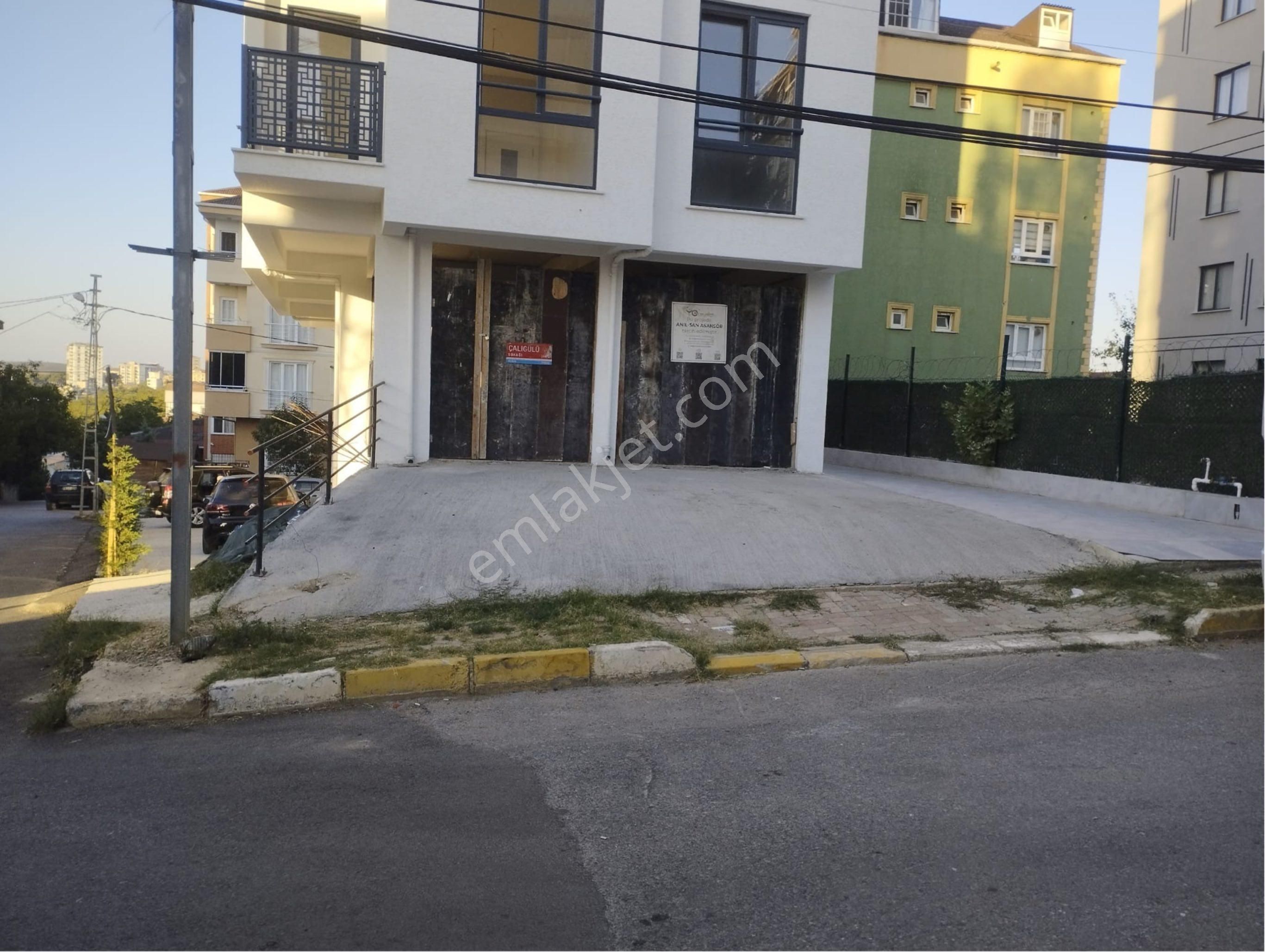 Ahmet Yesevi’de 105m2 Çift Cepheleri Ön Kullanımlı Kiralık Dükkan - Görsel 20