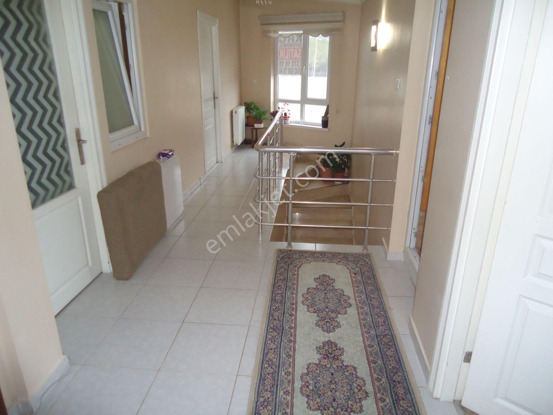 Krc'den Merkezi Konumda Asansörlü Satılık 3+1 Dublex Daire - Görsel 12