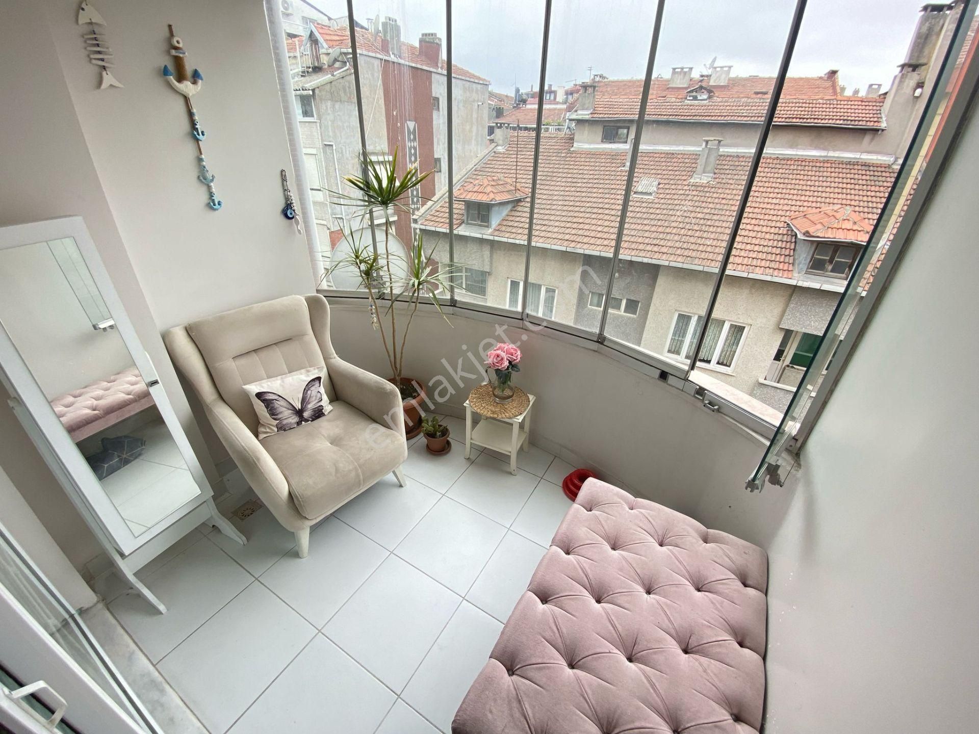 Gaziosmanpaşa Çarşamba Pazarında Satılık 125m2 3+1 4.arakat Daire - Görsel 5