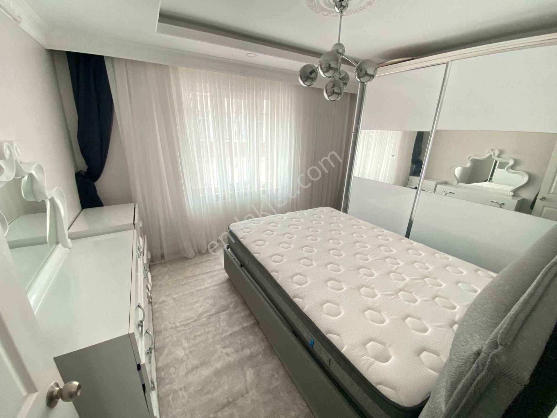 Gaziosmanpaşa Çarşamba Pazarında Satılık 125m2 3+1 4.arakat Daire - Görsel 12