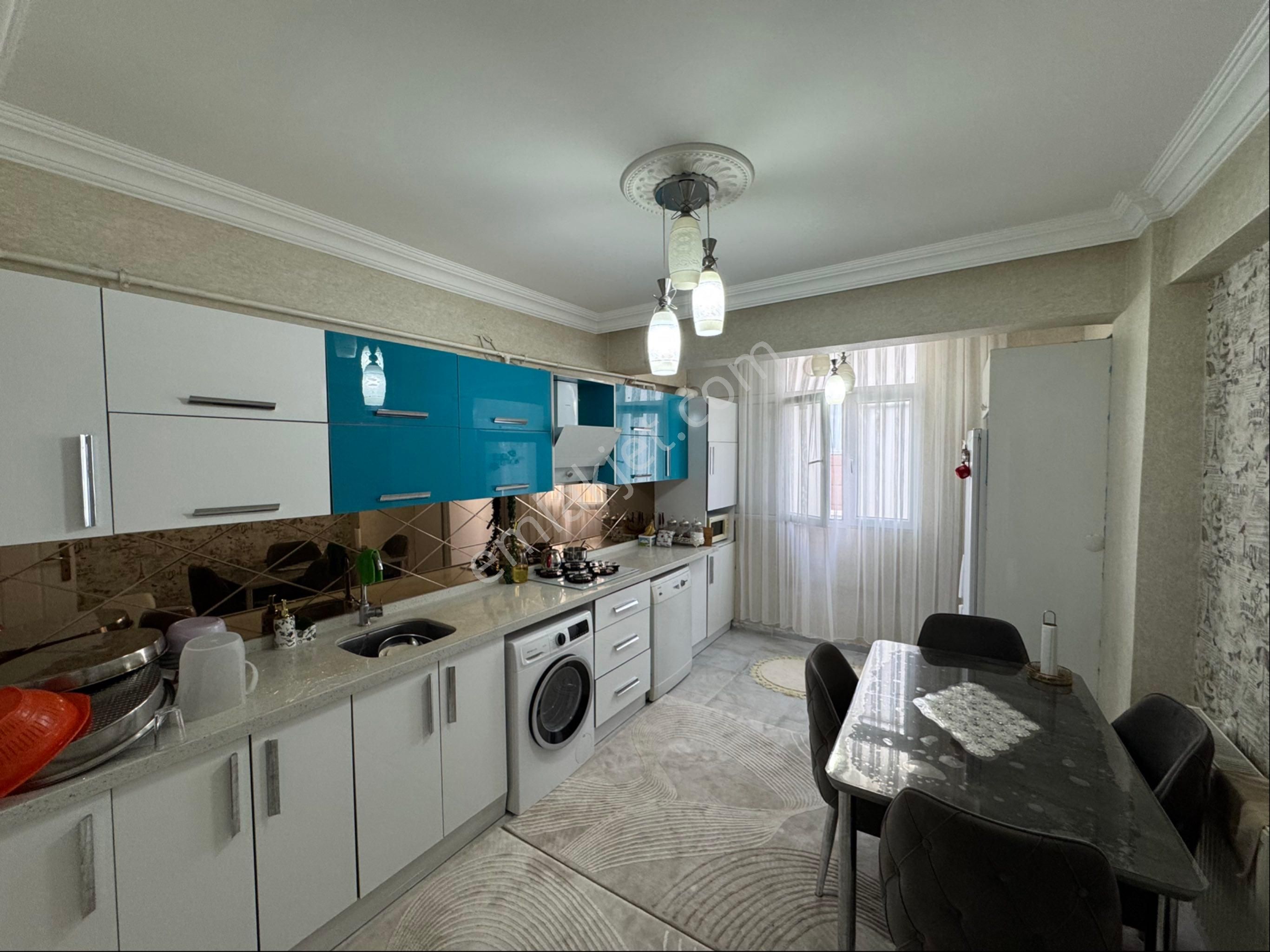 Eksperden Badıllı Halı Saha Yanı 3+1 Bakımlı Fırsat Dairesi! - Görsel 20