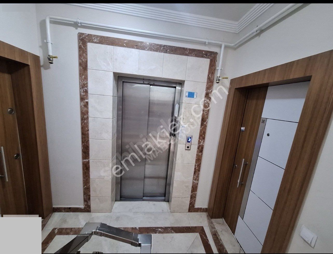 Antalya Konyaaltı Hurma Mahallesinde Havuzlu Sitede Eşyalı Kiralık 1+1 Daire - Görsel 26