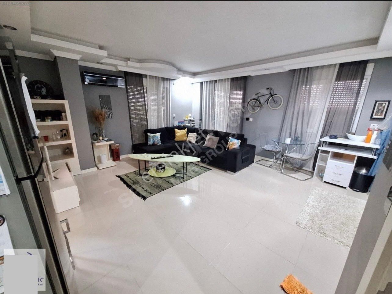 Antalya Konyaaltı Hurma Mahallesinde Havuzlu Sitede Eşyalı Kiralık 1+1 Daire - Görsel 3