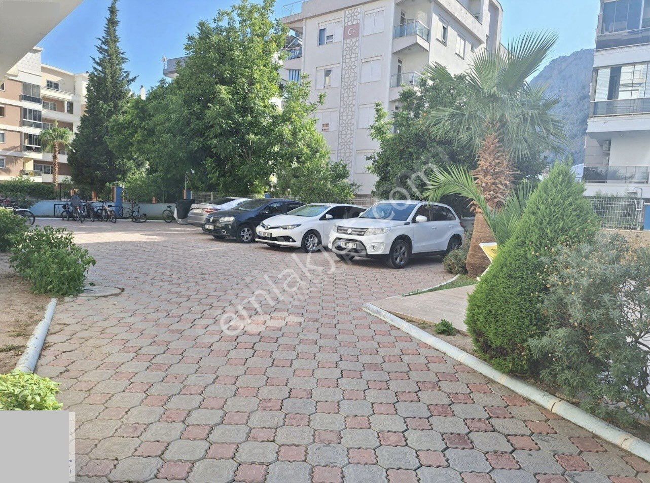 Antalya Konyaaltı Hurma Mahallesinde Havuzlu Sitede Eşyalı Kiralık 1+1 Daire - Görsel 31