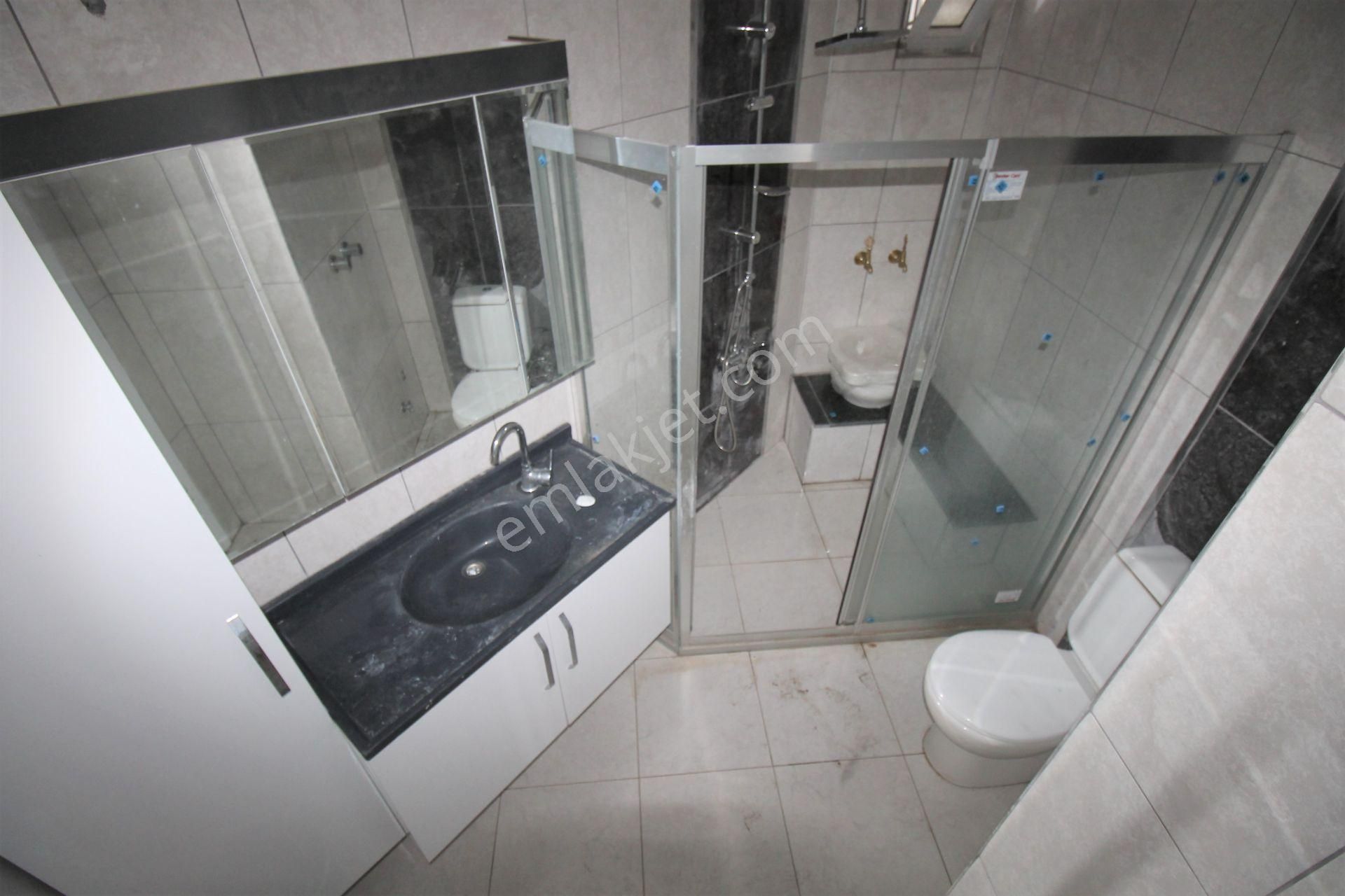 Retro’dan Sayapark Civarı Doğalgazlı Site İçi B.mutfak Kiralık 3+1 - Görsel 16