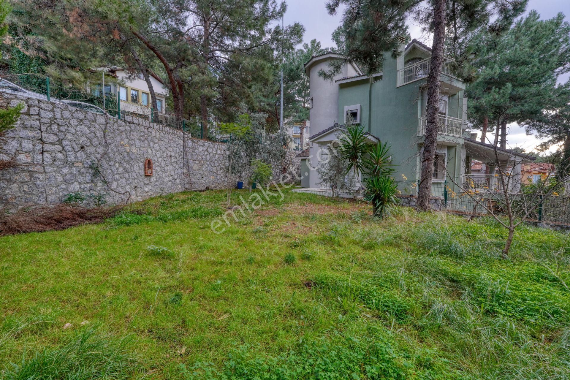 Süper Fiyat Çamkentte Deniz Manzaralı Sıfırdan Renove Müstakil