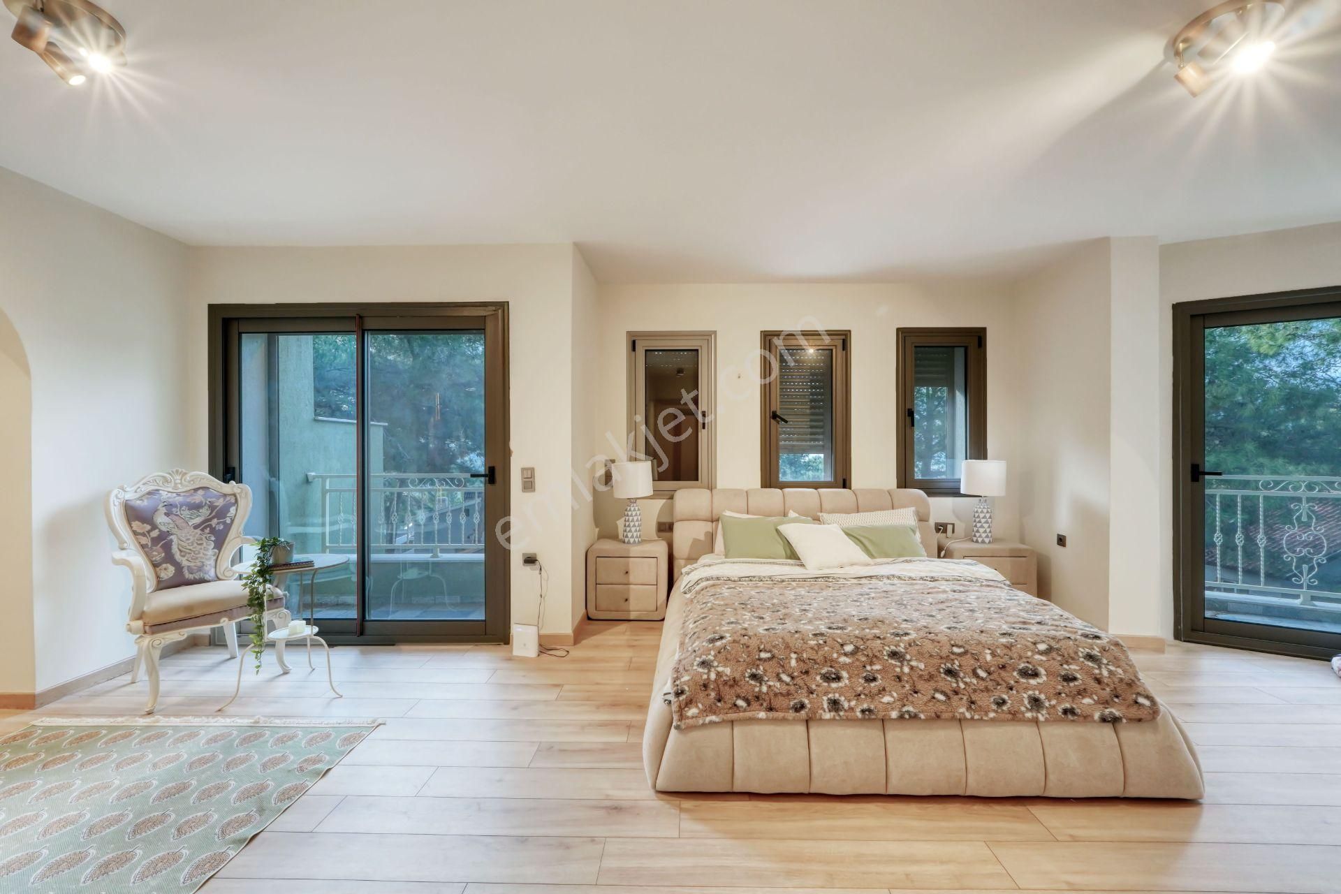 Süper Fiyat Çamkentte Deniz Manzaralı Sıfırdan Renove Müstakil - Görsel 26