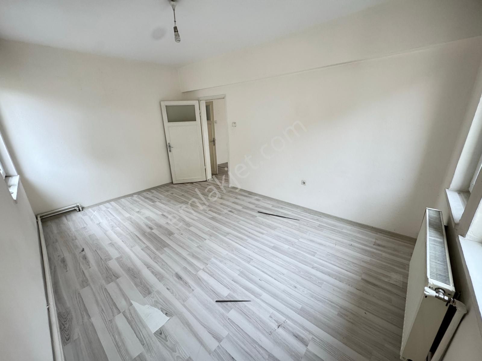 Relax'tan Şehir Hast. Yürüme Mesafesinde 3. Kat Konumlu Yüksek Giriş - Görsel 11