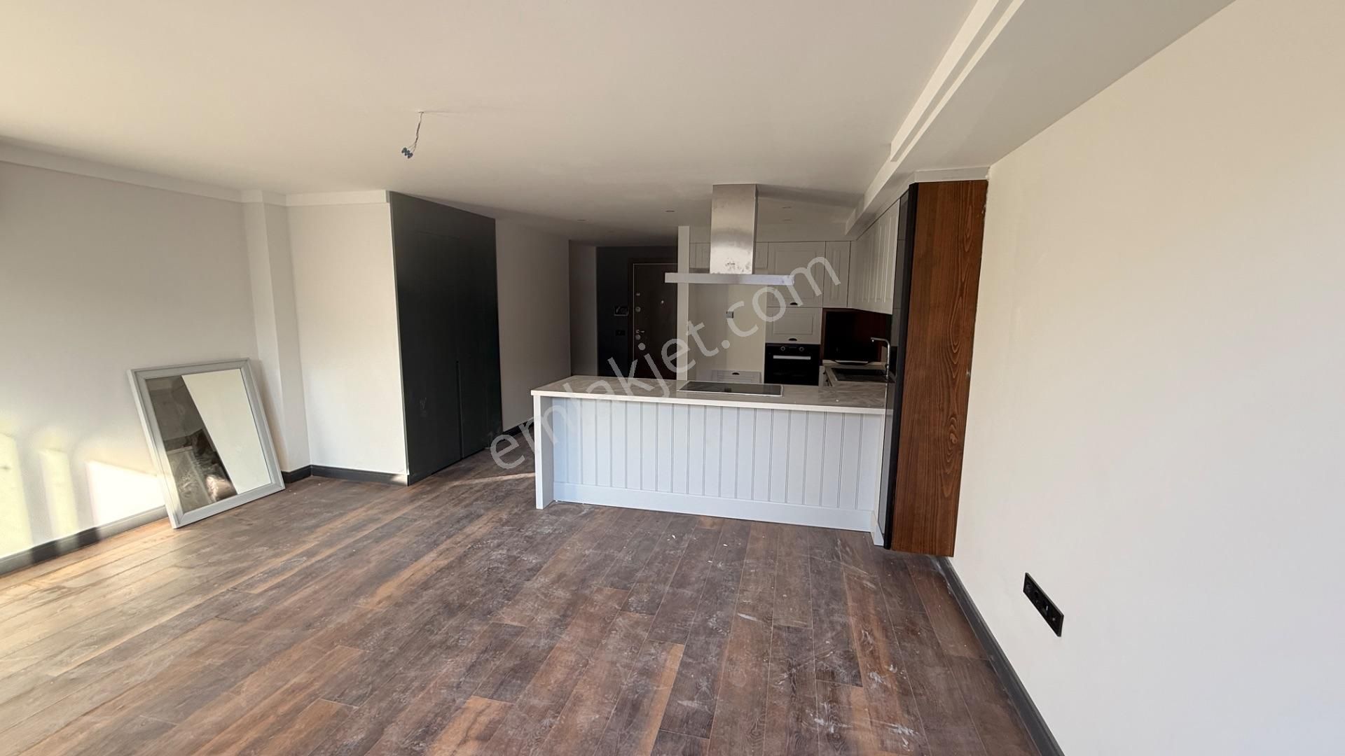 Çiğli Sasalı'da Site İçersinde Kiralık Sıfır 2+1 Bahçeli Dubleks - Görsel 12