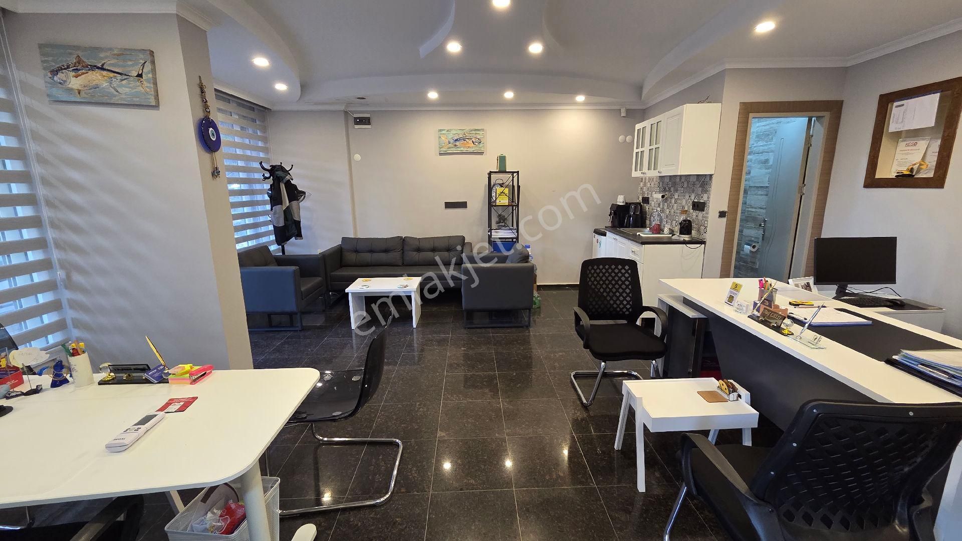 Şehir Merkezi Köşe Konum Özel Otopark Satılık Büro Ofis Dükkan - Görsel 5