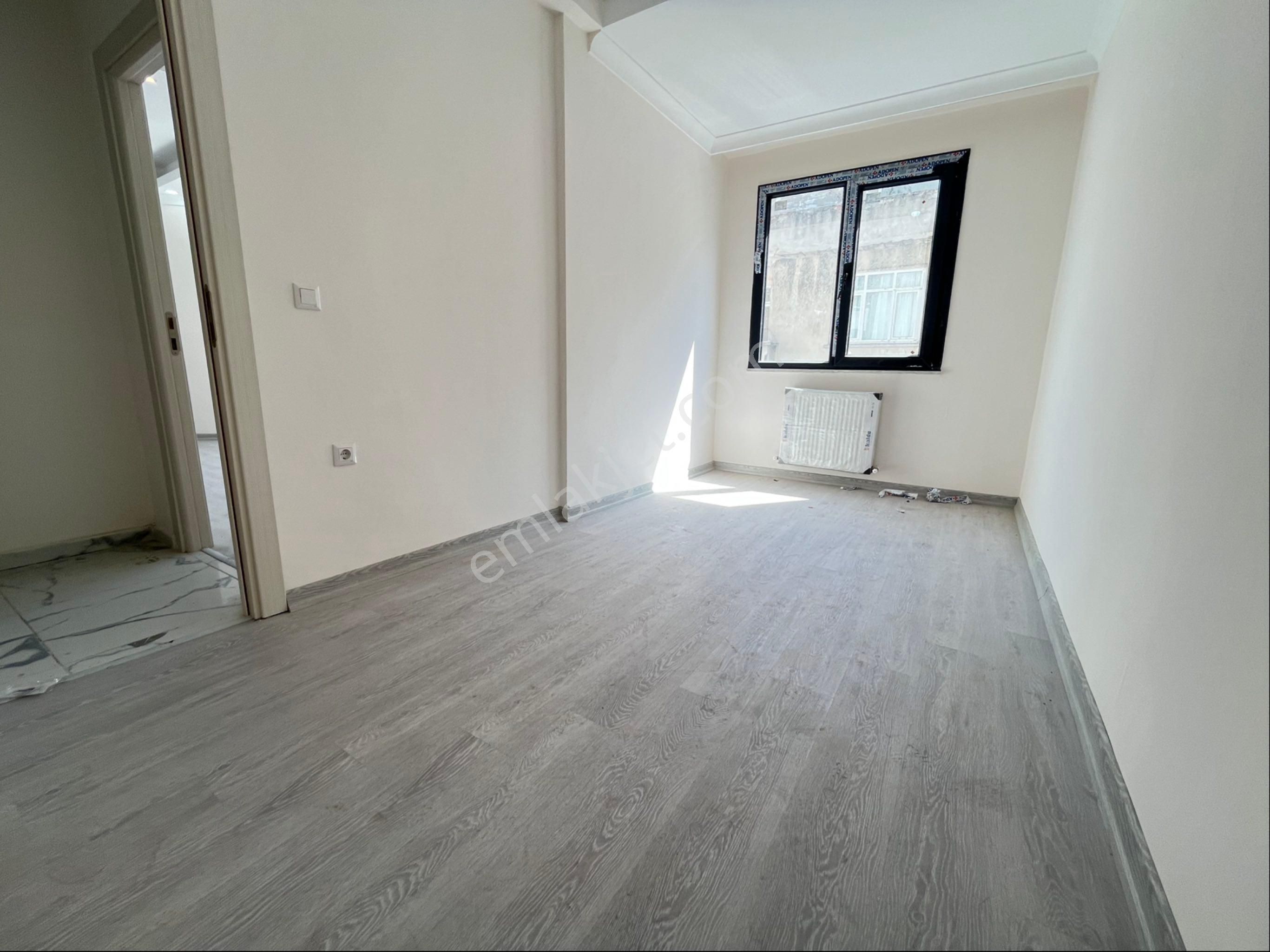 İmren Gayrimenkulden Satılık Sefaköy Merkezde 2+1 Sıfır Arakat Metrobüsün Dibinde - Görsel 19