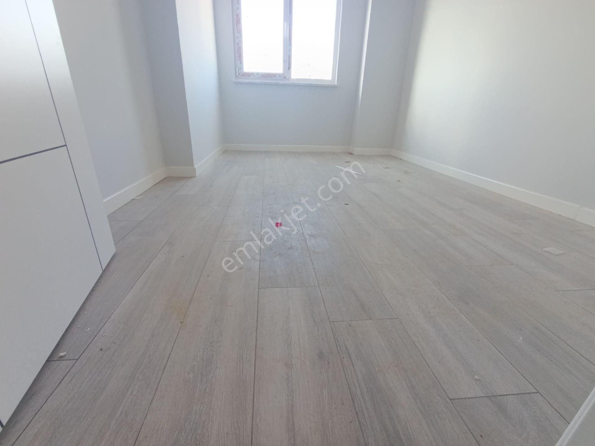 Pendik Esenyalıda Satılık 2+1 Asansör Otoparklı Ana Cadde Üstü Lüks Daire - Görsel 15