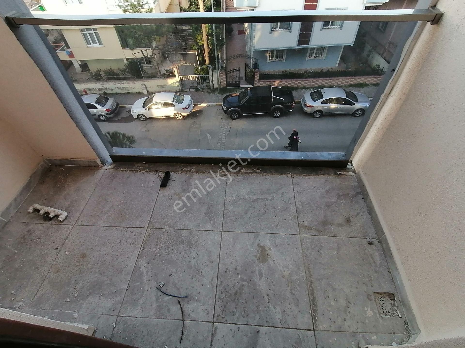 Tuzla Postane"de Satılık 2+1 Asansör Otoparklı Panjurlu Lüks Daire - Görsel 14