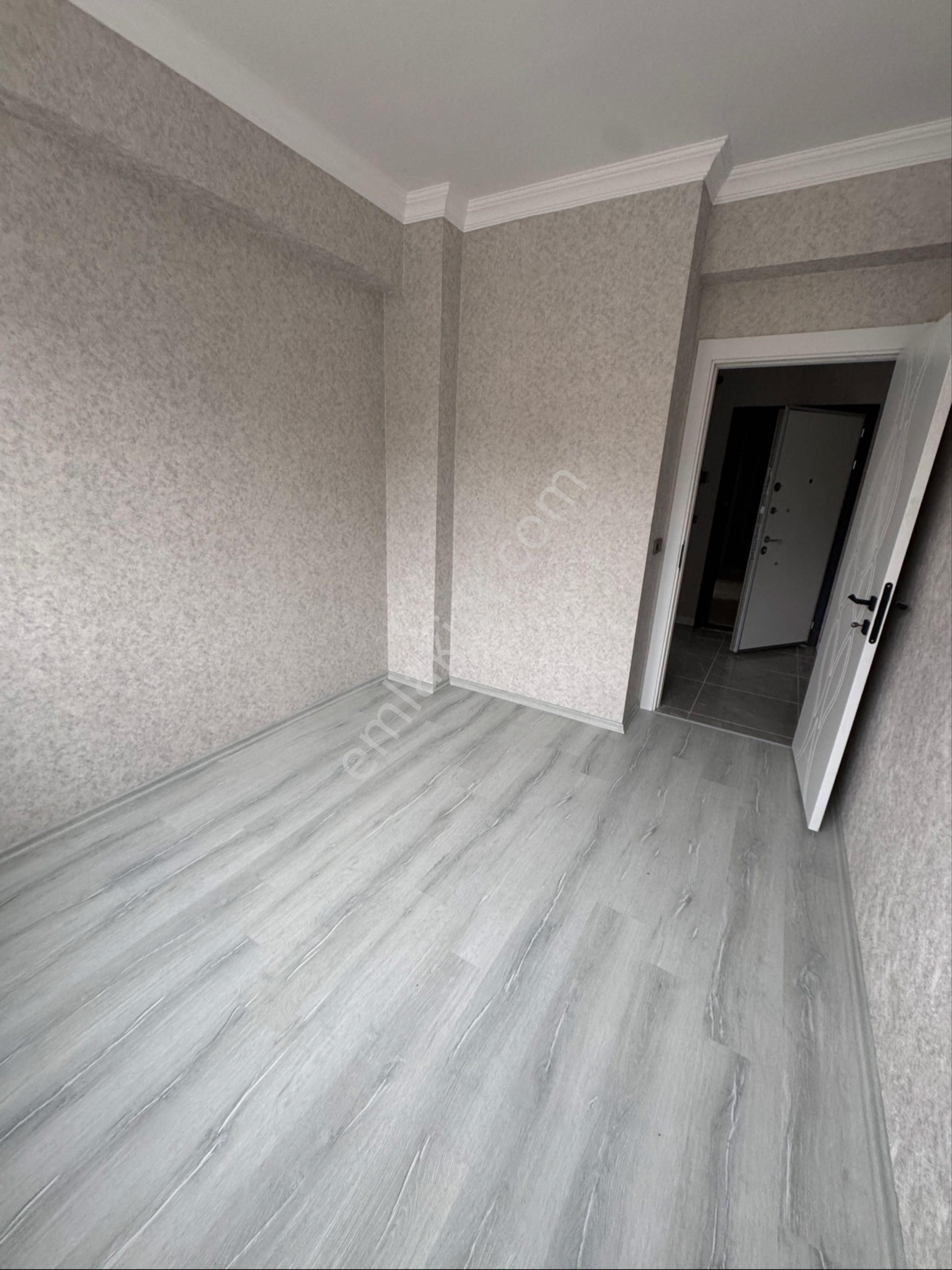 Satılık Alakova Mah De Sıfır 2+1 Fırsat Daire Giriş Kat