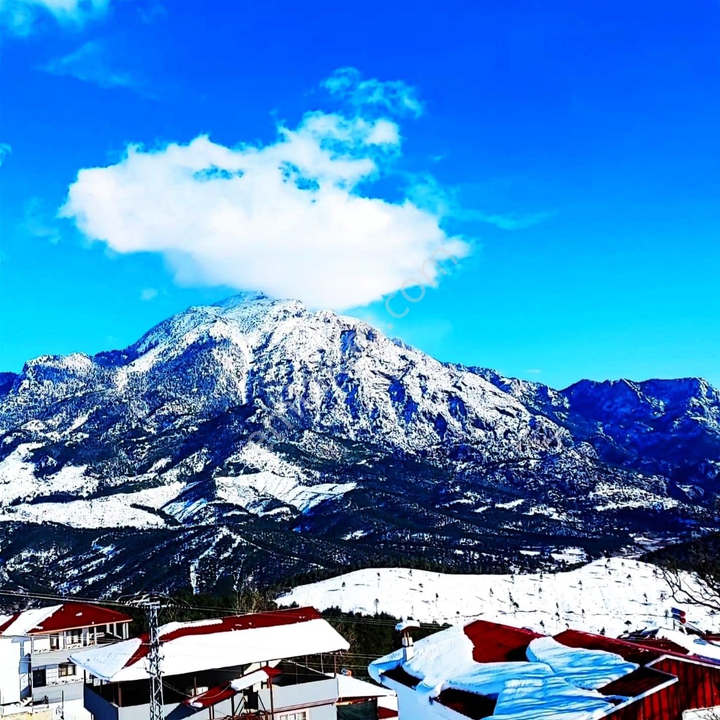 Kar Emlaktan Yenikonacık Bozkırlı Mevkiinde Yüksek Konumlu 400 M2 Satılık Arsa - Görsel 6
