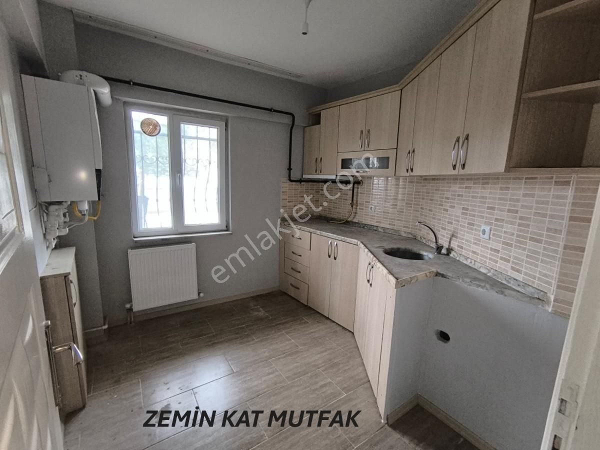 Serdivan Vatan Mahallesinde Fırsat 8+3 Müstakil Ev - Görsel 30