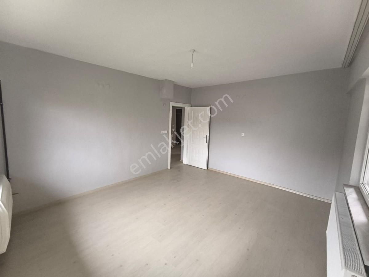 Serdivan Vatan Mahallesinde Fırsat 8+3 Müstakil Ev - Görsel 29