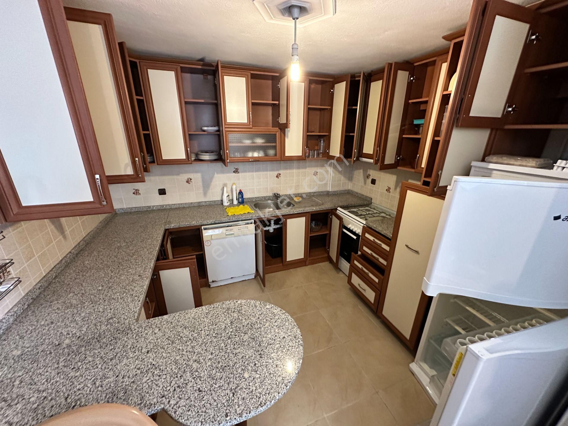 Mera Emlaktan Avcılar’da Deniz Manzaralı Eşyalı 4+2 Villa - Görsel 27