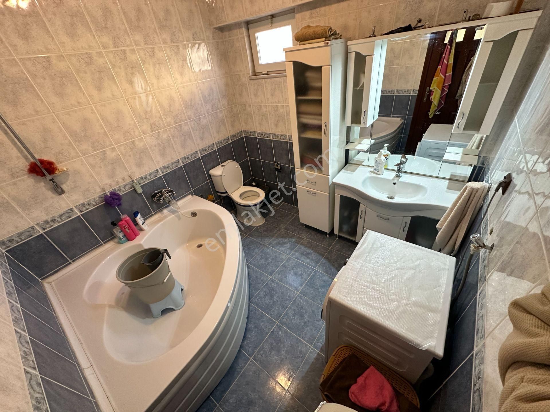 Mera Emlaktan Avcılar’da Deniz Manzaralı Eşyalı 4+2 Villa - Görsel 16