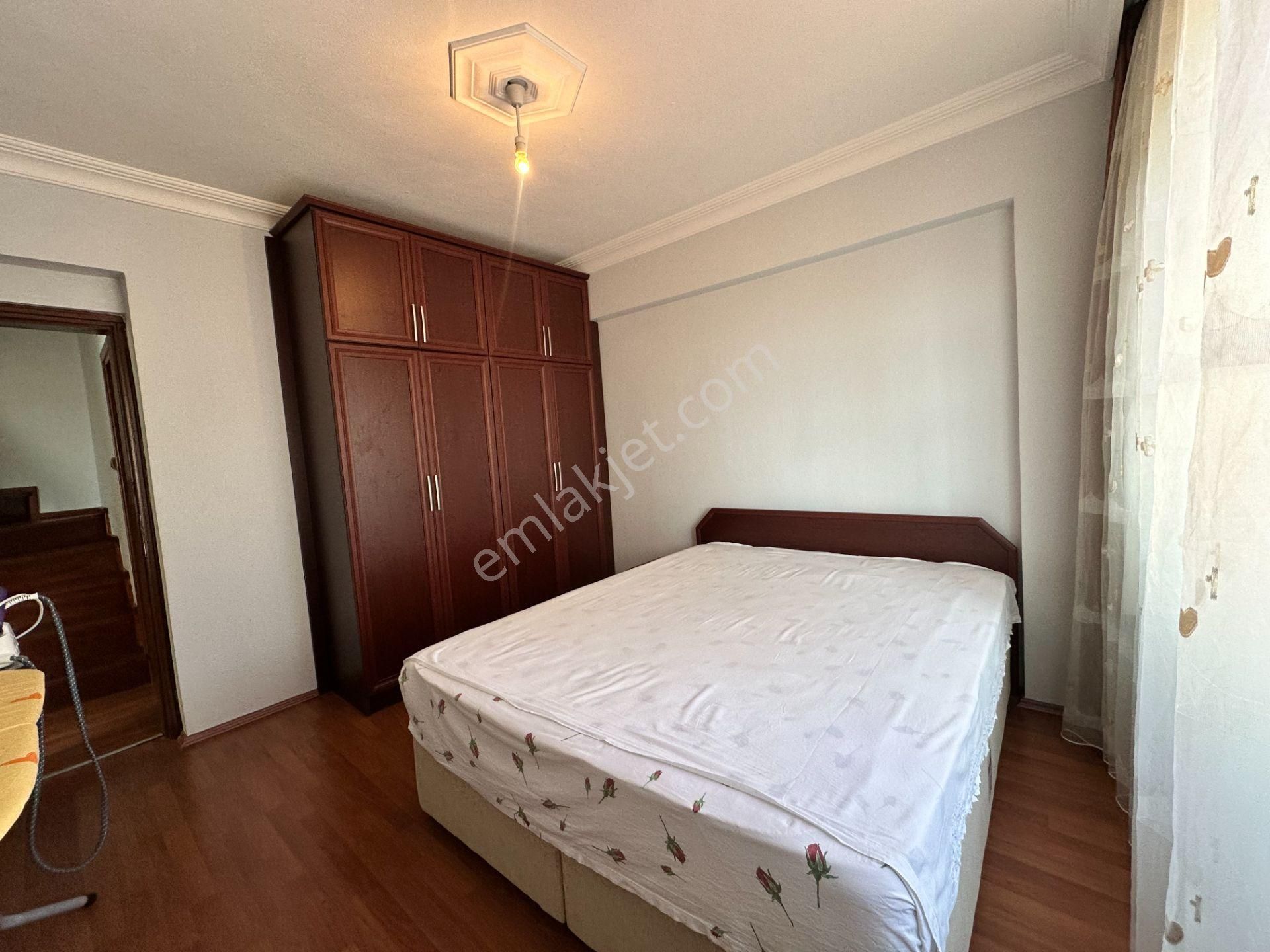 Mera Emlaktan Avcılar’da Deniz Manzaralı Eşyalı 4+2 Villa - Görsel 14