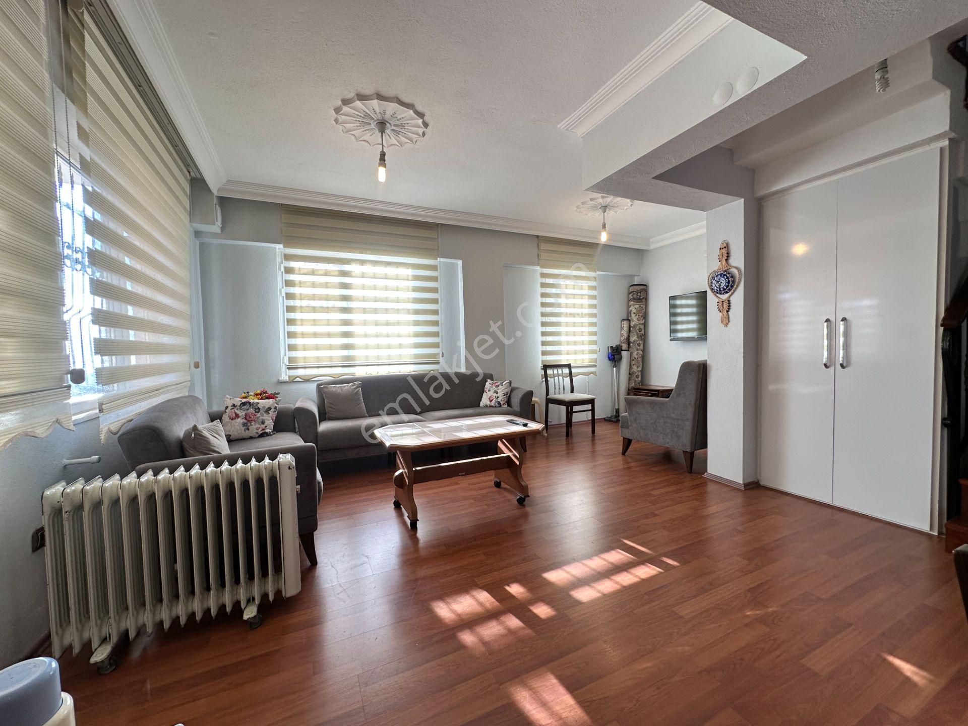 Mera Emlaktan Avcılar’da Deniz Manzaralı Eşyalı 4+2 Villa - Görsel 23