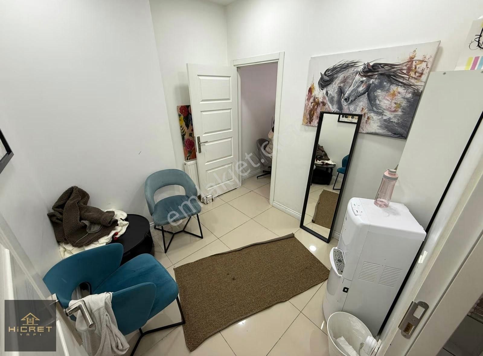Hicret'den Caddeye Yakın 150 M² 3 Katlı Kiralık Dükkan - Görsel 19