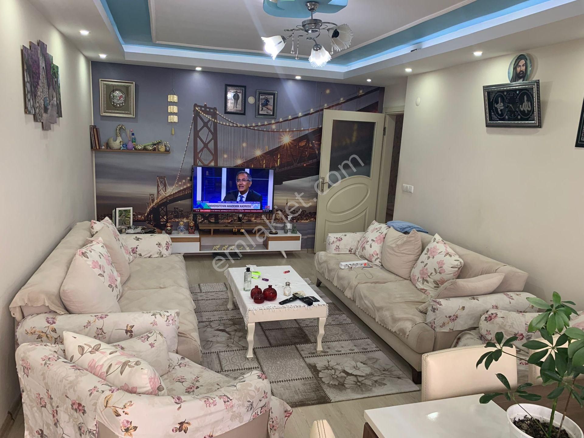 Kocaeli Darıcada Satılık Kredili 5+1 230 M2 Asansör Otopark 2 Daire Gibi Dubles