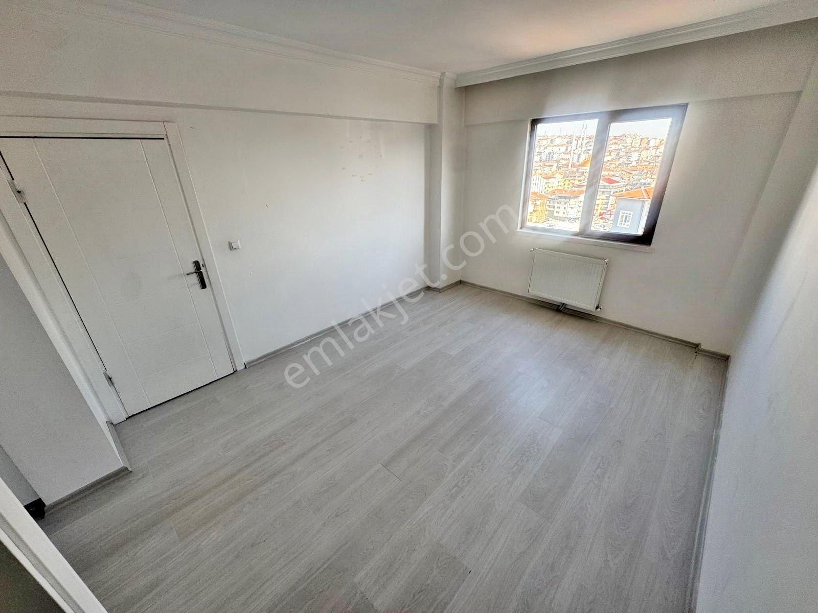 Gold Emlak'tan Cadde Üstünde Manzaralı Sitede Yüksek Katta Yapılı Acil Satılık 3+1 Daire - Görsel 27