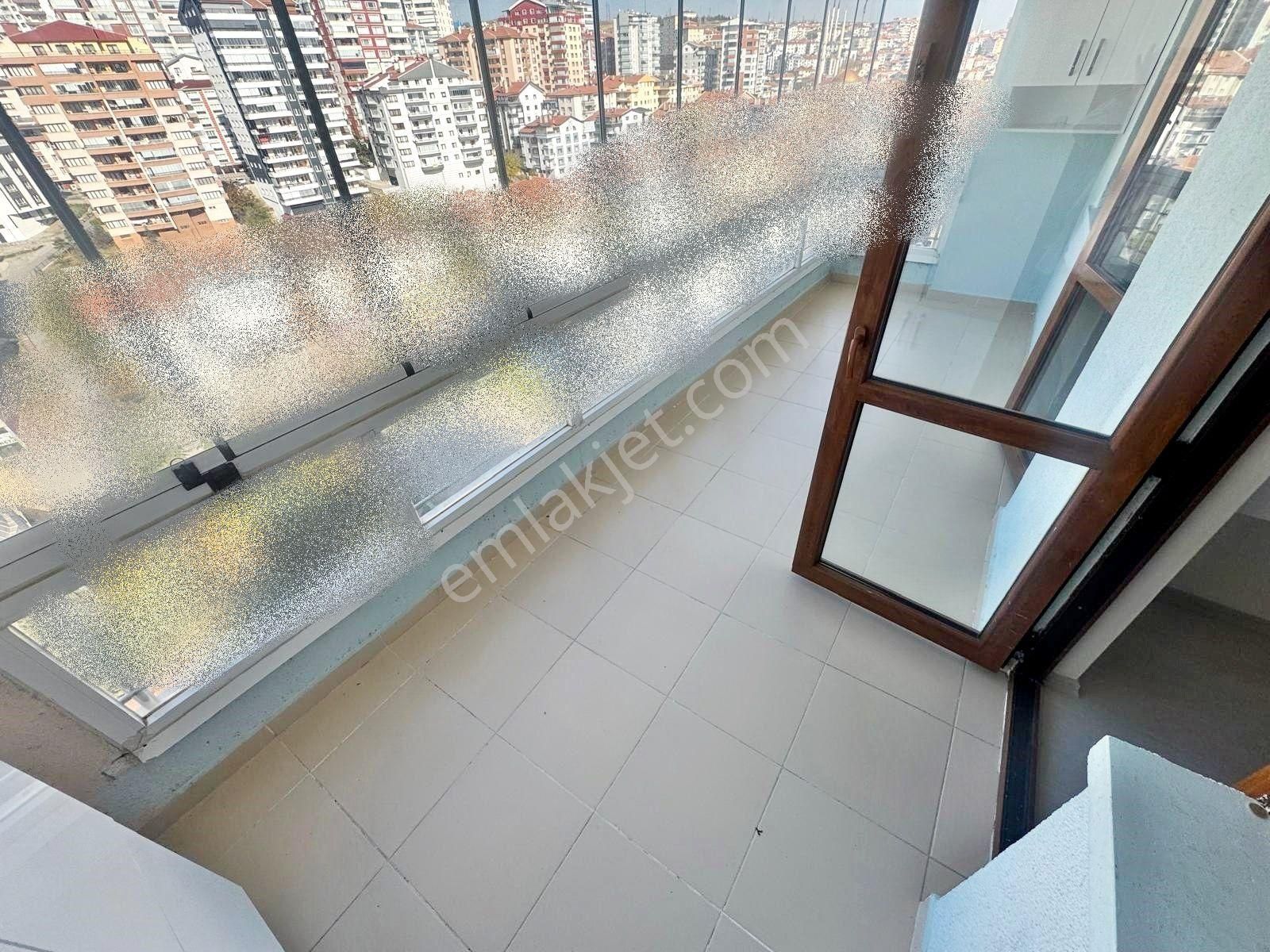 Gold Emlak'tan Cadde Üstünde Manzaralı Sitede Yüksek Katta Yapılı Acil Satılık 3+1 Daire - Görsel 23