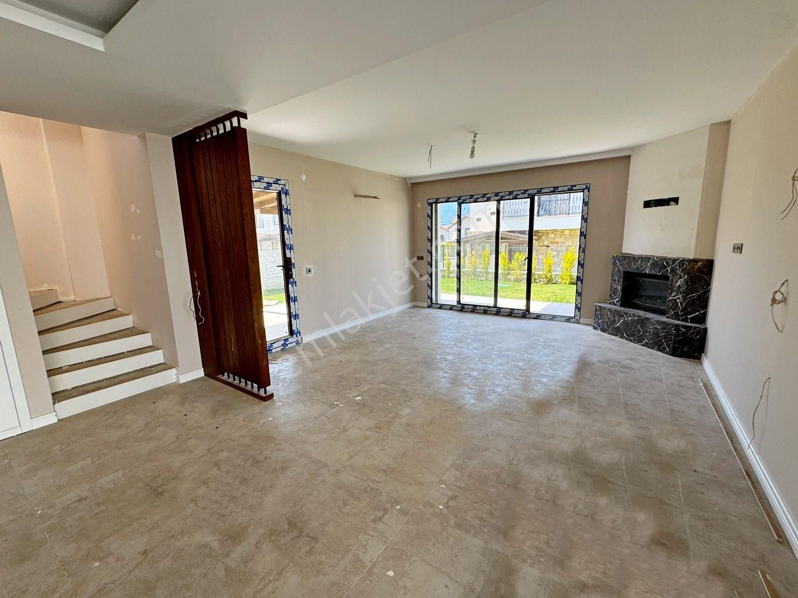 Satılık Tek Müstakil Özel Havuzlu 3+1 Müstakil Villa - Görsel 19