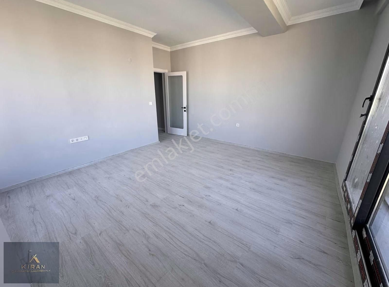 İzmir Menemen Uğur Mumcu Mah. Kiralık 1+1 Daire - Görsel 12