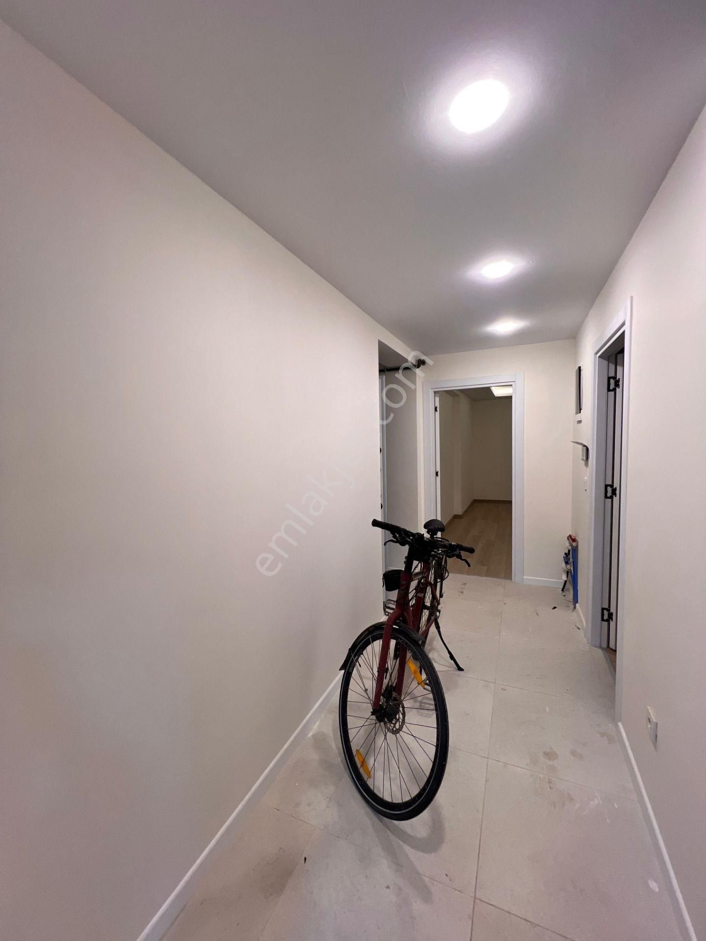 Küçükyalı'da Marmaraya Yakın Lüks Ve Geniş 2+1 - Görsel 23