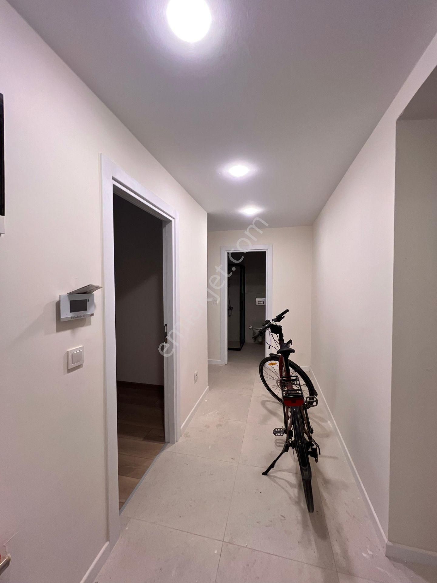 Küçükyalı'da Marmaraya Yakın Lüks Ve Geniş 2+1 - Görsel 11