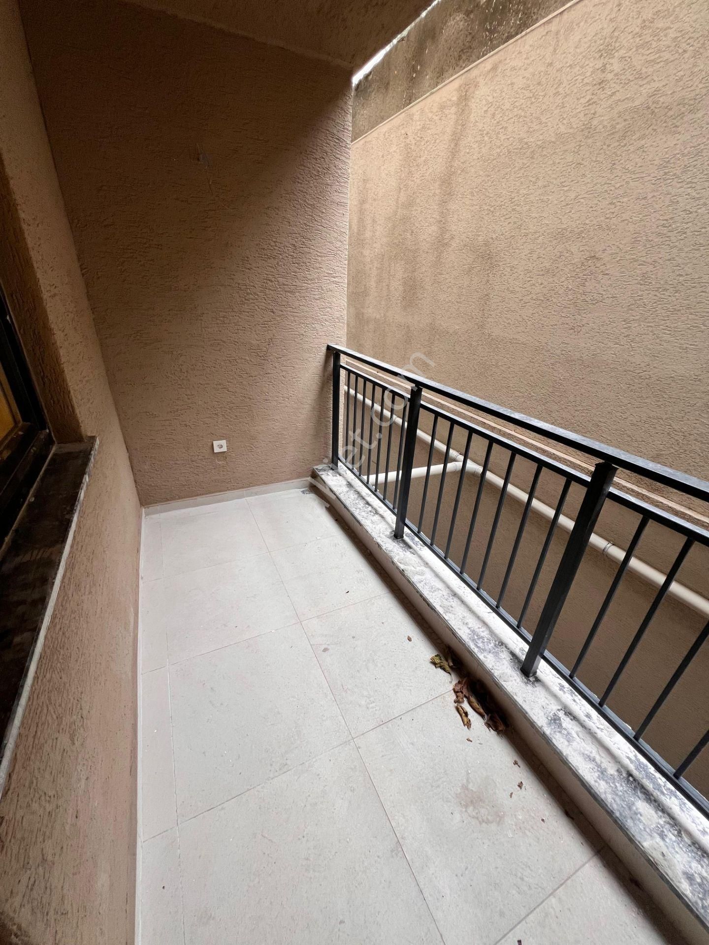 Küçükyalı'da Marmaraya Yakın Lüks Ve Geniş 2+1 - Görsel 7