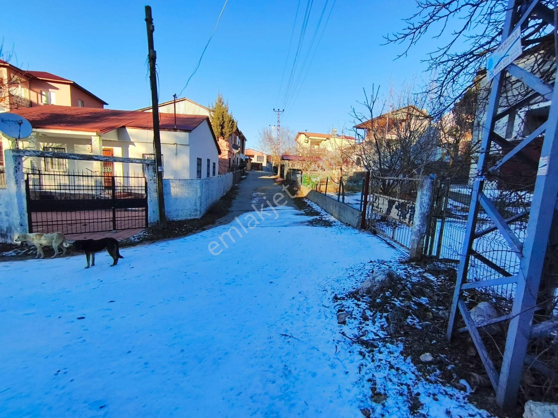 Kar Emlaktan Akçatekir Üçolukta 290 M2 Çevre Duvarı Yapılmış Satılık Arsa - Görsel 14