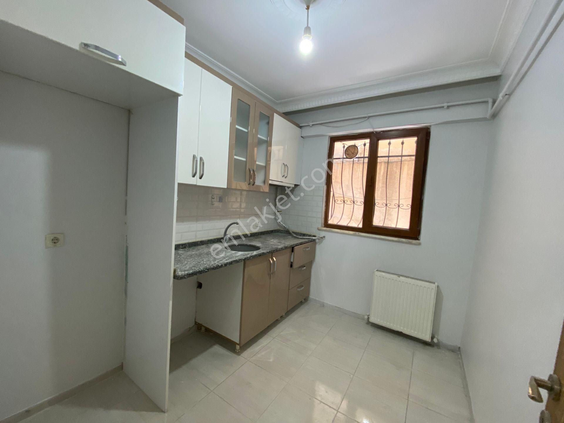 Avrupa Emlak Tan Dörtyol Meydana,metroya Yakın Menderes Mh 85m²2+1 Bahçe Kat,8 Yıllık(sabit Gelirli) - Görsel 6