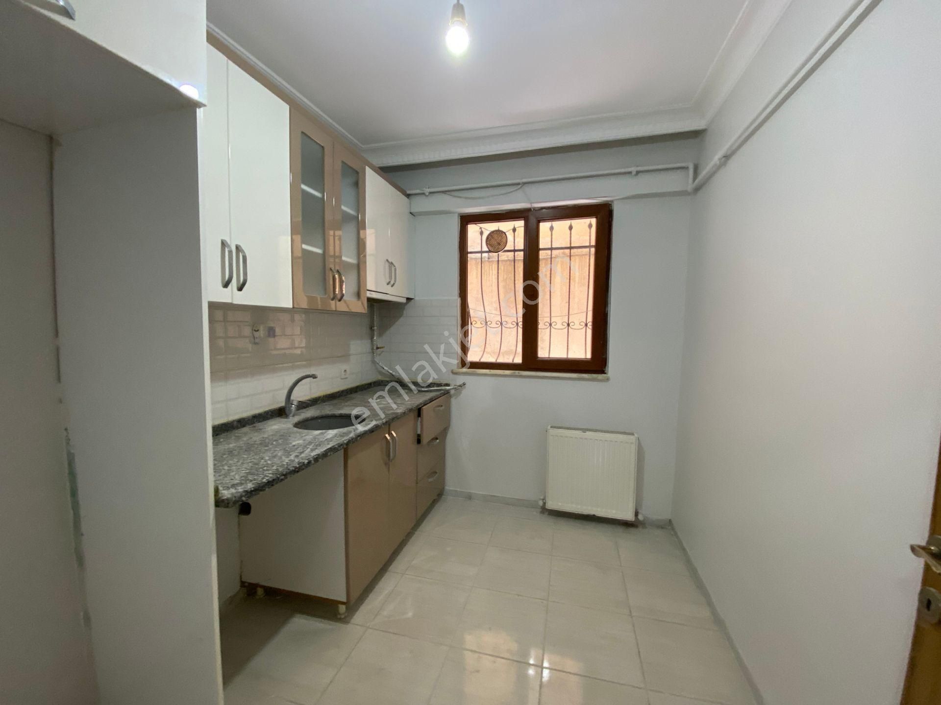 Avrupa Emlak Tan Dörtyol Meydana,metroya Yakın Menderes Mh 85m²2+1 Bahçe Kat,8 Yıllık(sabit Gelirli) - Görsel 5