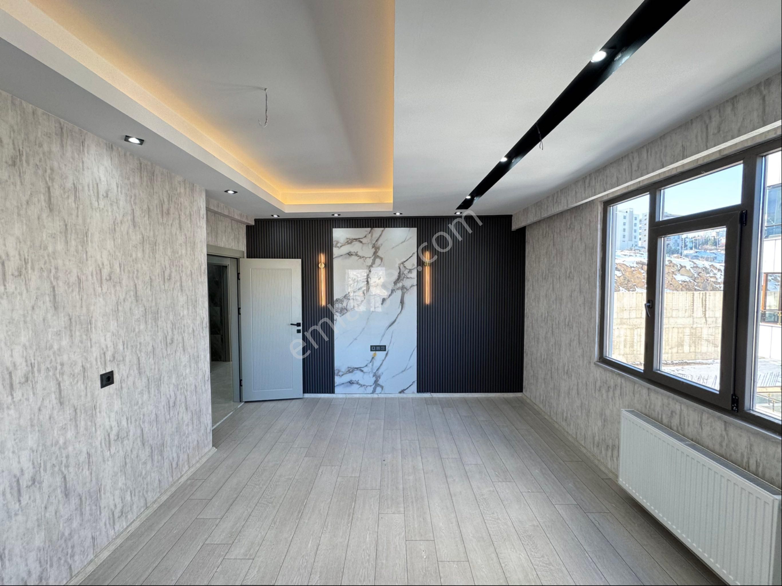 Eksper'den 35 Metre Çardaklı Kaya Bulvarına Sıfır 4+1 Ult Lüks ! - Görsel 9