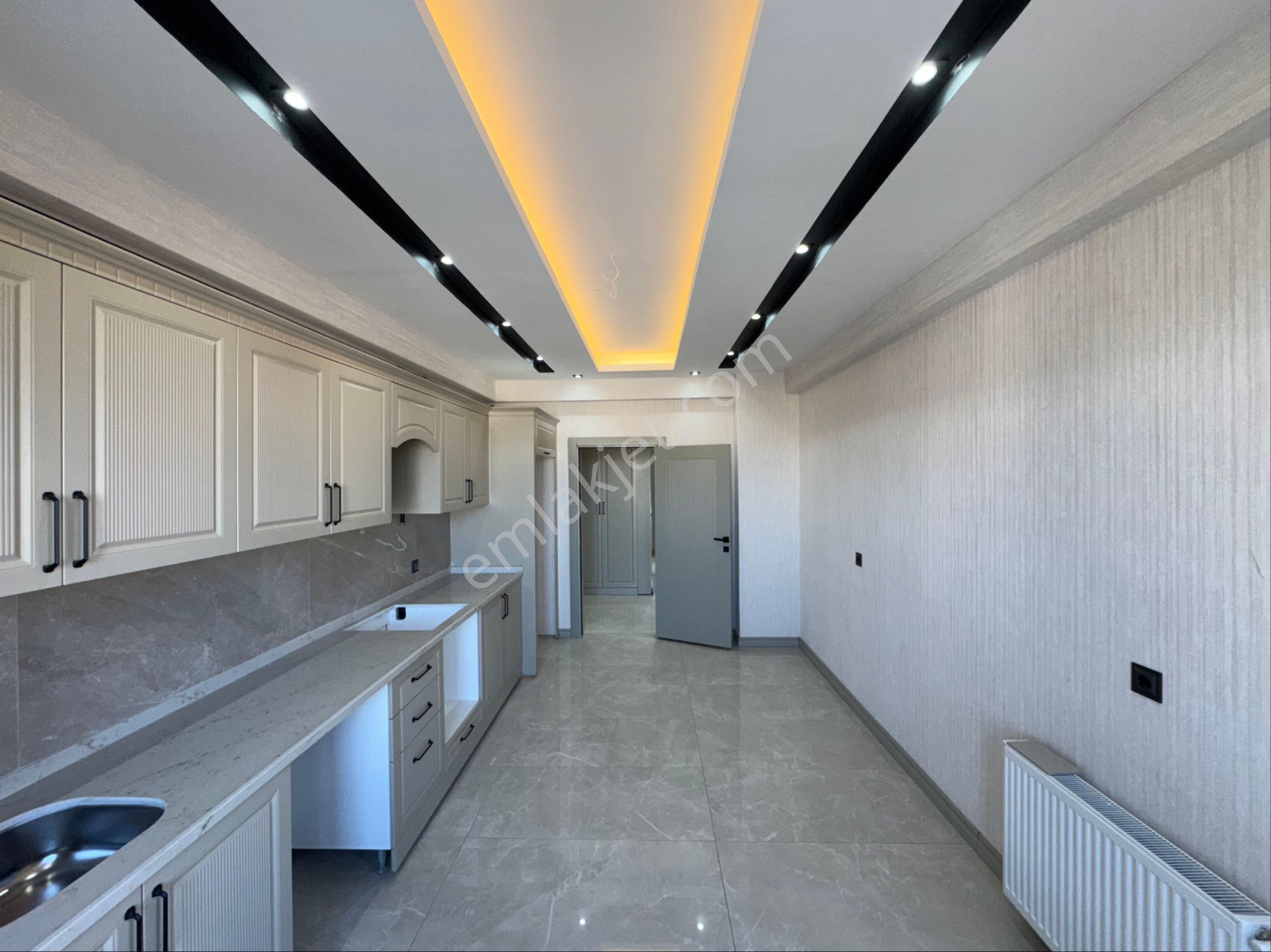 Eksper'den 35 Metre Çardaklı Kaya Bulvarına Sıfır 4+1 Ult Lüks ! - Görsel 17